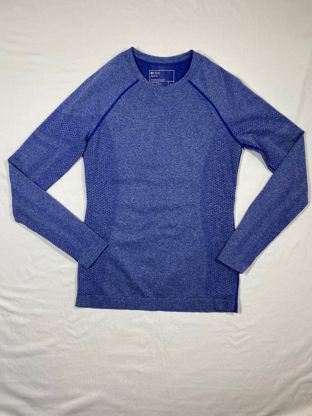 Figs Women's M Blue Salta Seamless Long Sleeve Underscrub Top Baselayer Medical